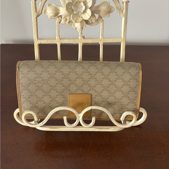 Celine Snap Shut Wallet, Winner’s Choice is Crafted By Jebwa. Pre-loved. - Picture 1 of 13